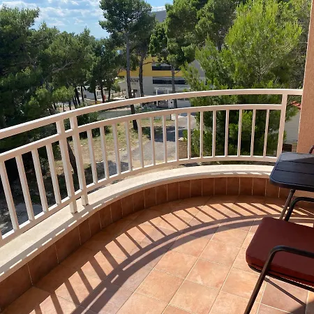 Apartment Yasmin Close To The